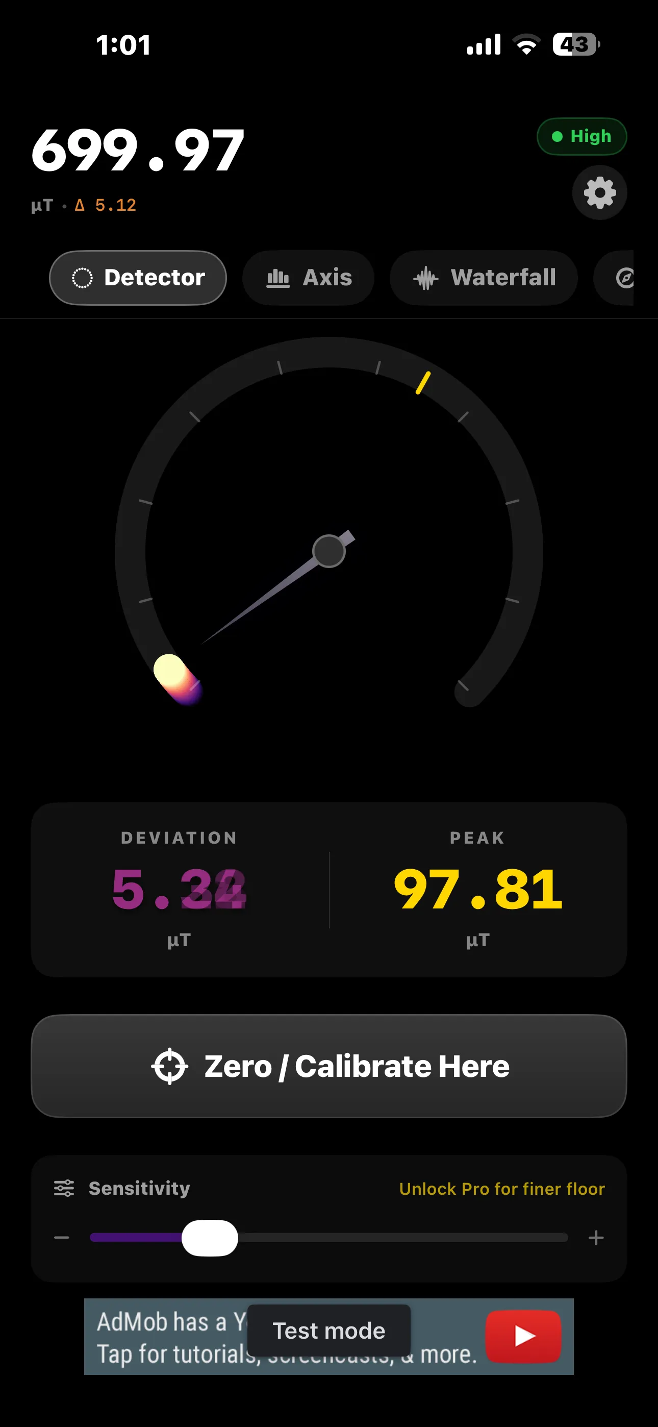 Detector gauge showing live magnetic field strength